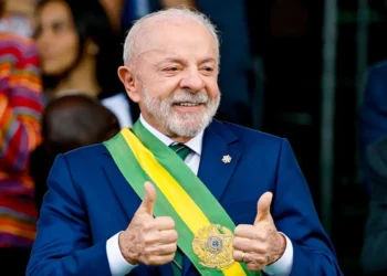 Reeleição de Lula tem repercussão global e mensagens de líderes da América Latina ao BRICS