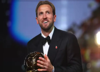 Harry Kane conquista a Bola de Ouro 2026 após temporada histórica pelo Bayern de Munique