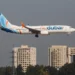 Passageiros invadem cabine de avião, imobilizam copiloto e evitam tragédia aérea durante voo da Flydubai